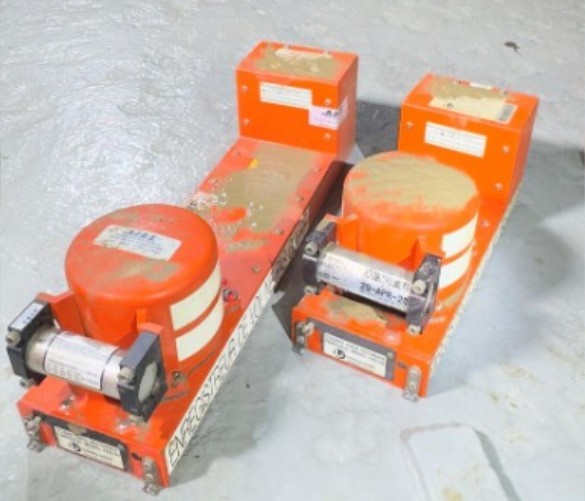 掌上世界 香港机场货机意外调查进展：黑匣子已从残骸中取出！画面曝光